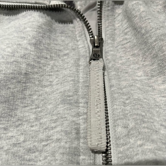 Lululemon Athletica En Route Jacket, Women’s Size 6 Grey Zip Vent, Zip Pockets - Picture 10 of 16